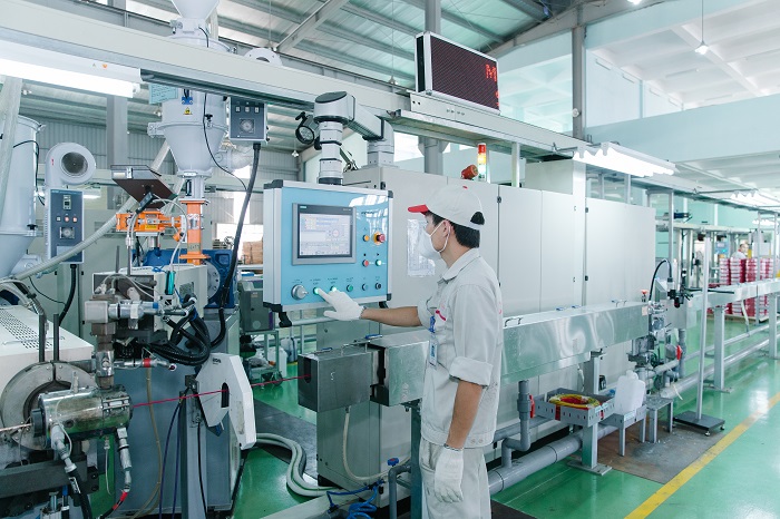 Giữ vững nhịp sản xuất giữa cao điểm nắng nóng